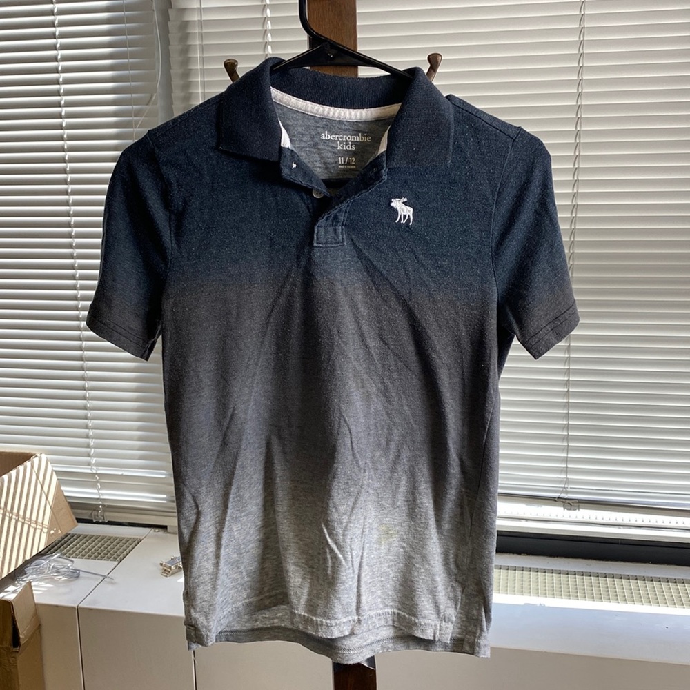 Abercrombie kids golf collared tee size 11/12